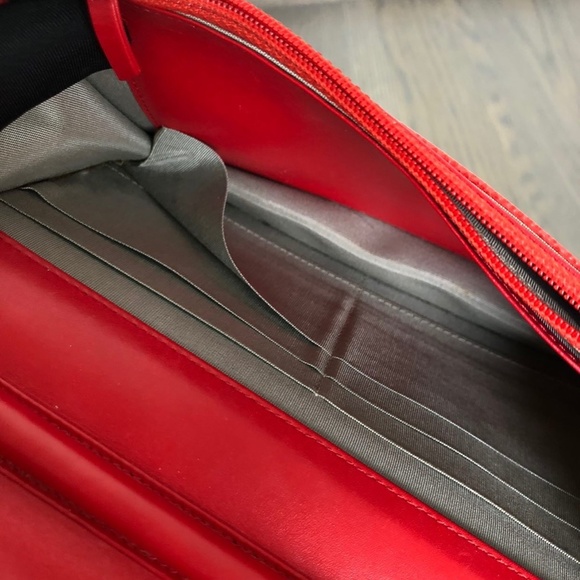 Chanel Timeless WOC - Picture 9 of 9